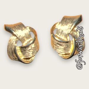 Gold Tone Non-Pierced Clip-On Earrings